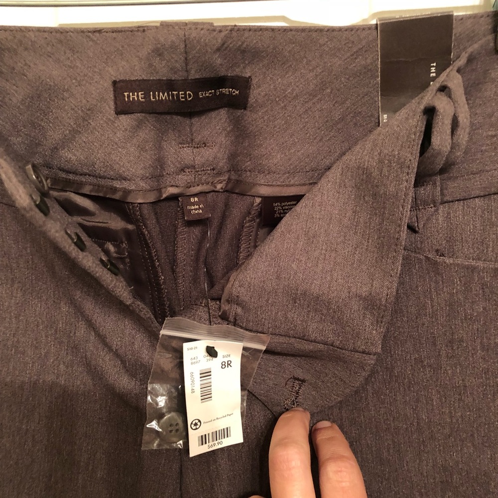 The Limited Exact Stretch pants NWT